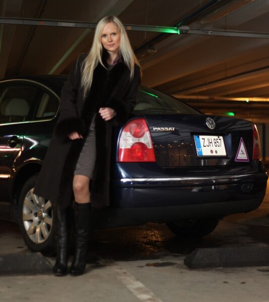 Pasipuošusi prie vairo mandagumu - Ieva Kukevičienė