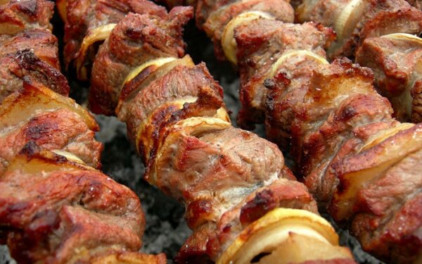 Azerbaidžaniški šašlykai – originalu ir skanu!