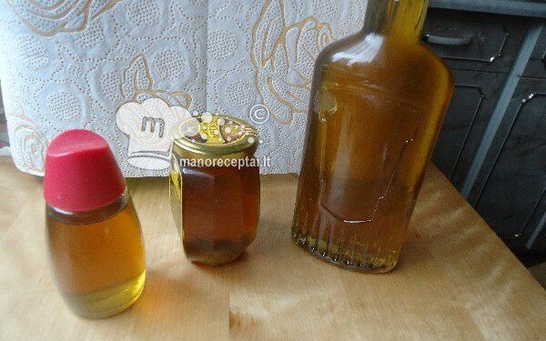 Mėtų lapelių sirupas