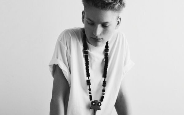 Naujasis talentas atlikėjas ba. pristato pirmąjį vaizdo klipą ir naują albumą (video)