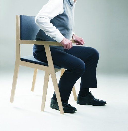 Atsistoti padedančios kėdės kūrėja siekė