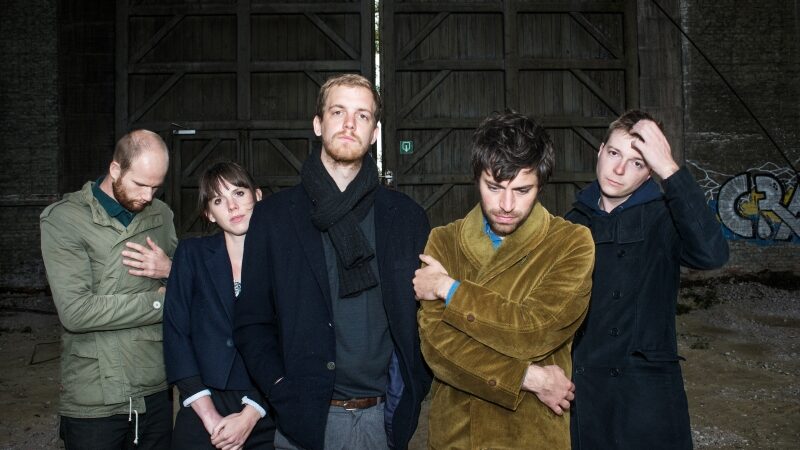 Paaiškėjo, kas Lietuvoje apšildys britų rokerius „Editors“