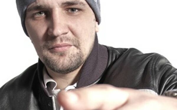 Reperis Basta šį vakarą atvyksta į Lietuvą. A. Ramanauskui atėjo atpildo valanda?