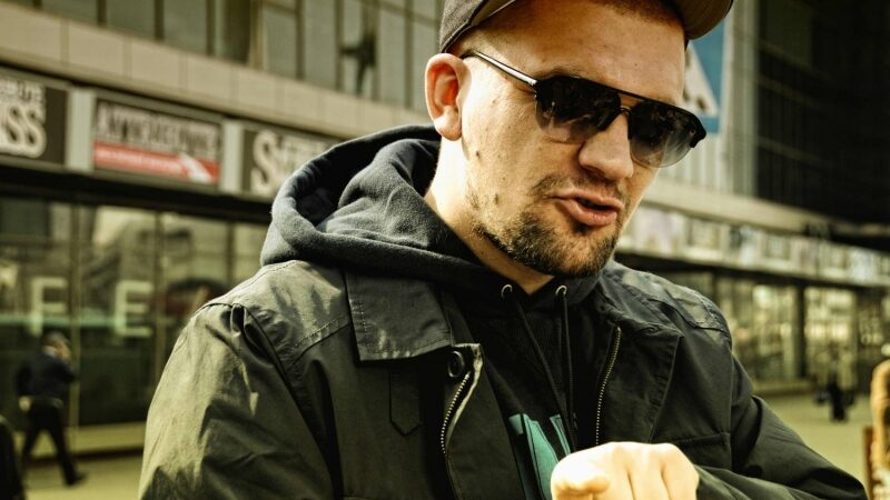 Į Lietuvą atvykstantis reperis Basta Algį Greitai pakvietė į savo koncertą (video)