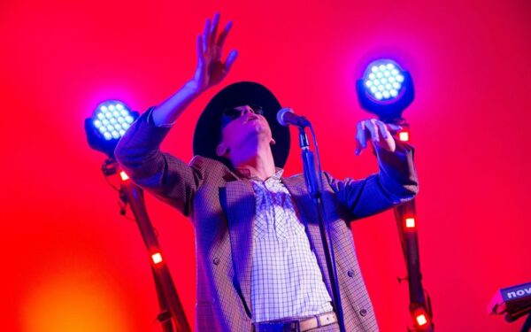 Muzikiniuose pusryčiuose – Beissoul & Einiaus lietuviška Ukrainos hito versiją