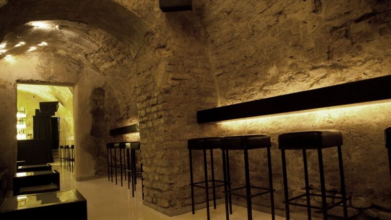 „Metų interjeras“  – „Basement bar“ (Foto)