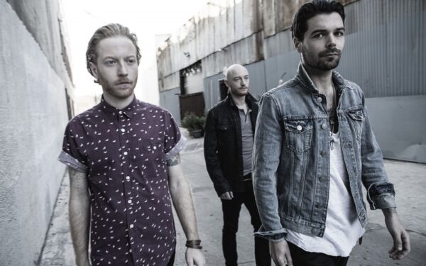 Geriausia britų grupe šiemet pripažinti „Biffy Clyro“ atvyksta į Rygą