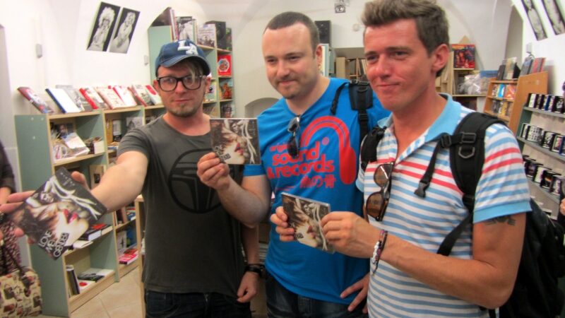 „Biplan“ išleidžia kompaktinę plokštelę „Meilė“