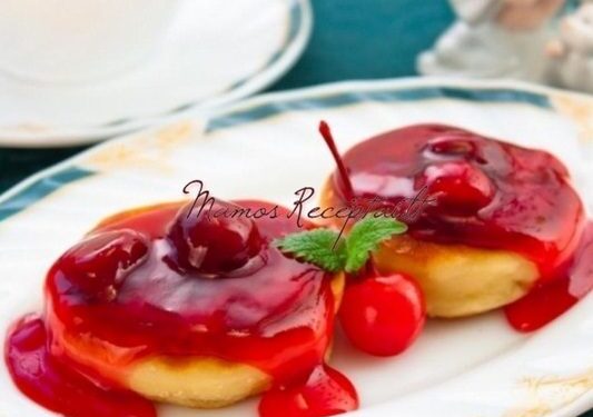 Blynai su vyšnių padažu