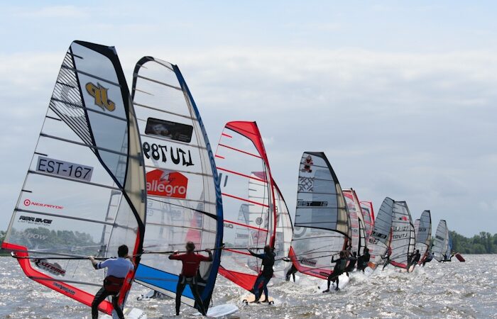 Tarptautines burlenčių varžybas apkartino brakonierių tinklai