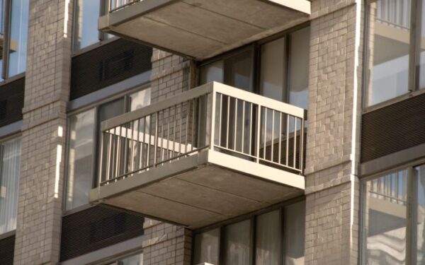 Vasarį butų kainos išliko stabilios