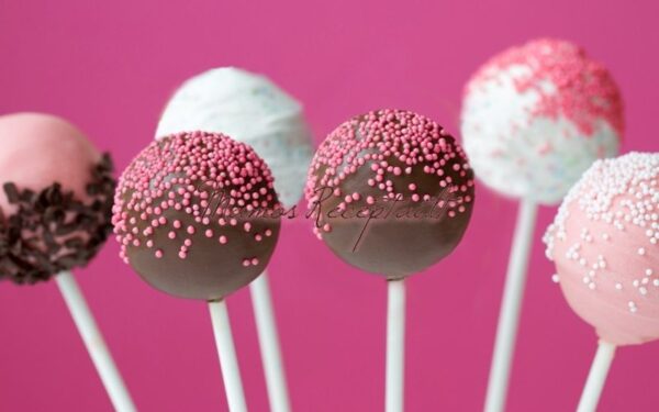 Cake candy pops