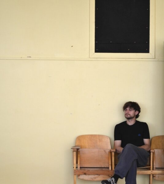 Vidas Bareikis ir „No Theatre“ stato spektaklį pagal A. Camus „Kaligulą“