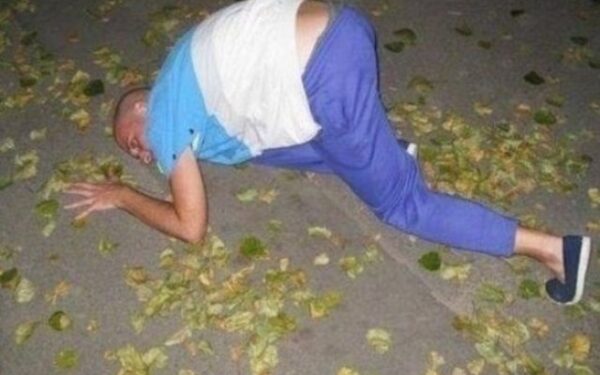 „Photoshop’o“ pokštai: padarykite, prašau, kad mano girtas draugas atrodytų kiek blaivesnis… (foto)