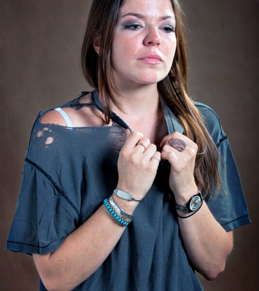 Kai iš meilės lieka tik nudrengti marškinėliai... (foto)
