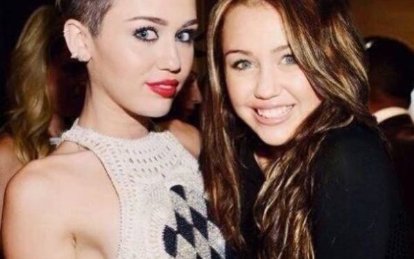 Laiko mašina: įžymybių susitikimai su… savimi! (foto)