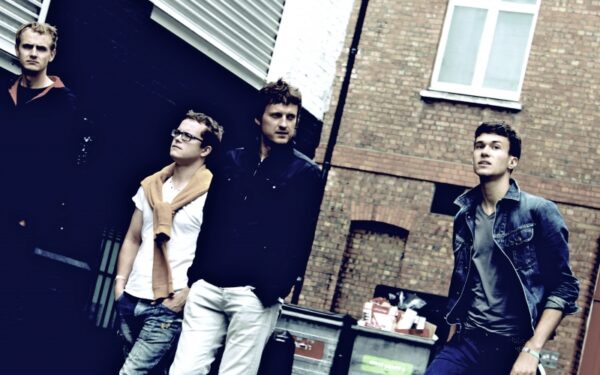 „Galapaguose“ grosiantys „Charlie Straight“ iš Lietuvos publikos laukia atvirumo