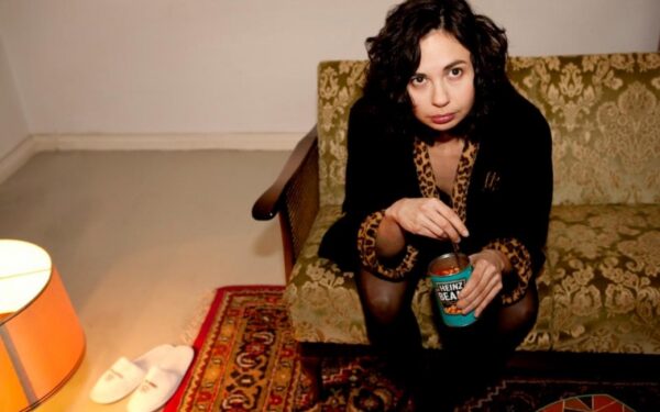 Muzikiniuose pusryčiuose – lietuviškam filmui „Santa“ sukurta Chinawoman daina