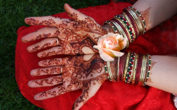 „Bliuzo naktyse“ tatuiruoti festivaliautojai galės pasinerti į aklus pasimatymus, tapti žmogumi-raketa arba išmokti šokti bliuzą