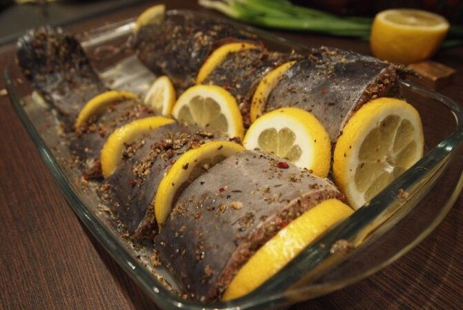 Kokie patiekalai iš šamo rekomenduojami Kūčių stalui?