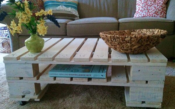 Pasidaryk pats. Baldai iš medžio palečių