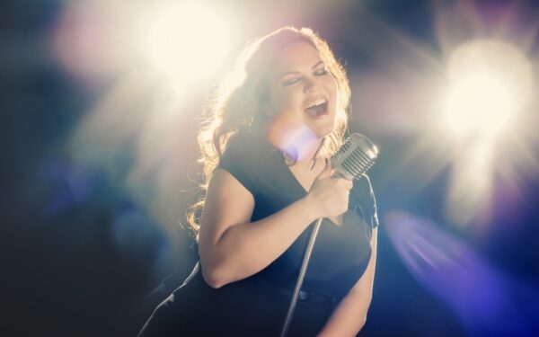 „Penktadienio DJ“ grojaraštyje muzika pakvėpintas laiškas iš atlikėjos Girmantės Vaitkutės