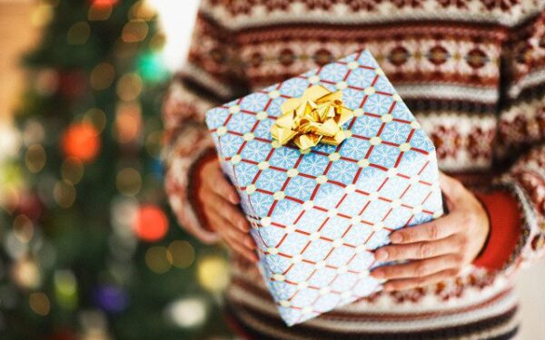 Kaip išrinkti gerą Kalėdų dovaną? (žymių žmonių komentarai)