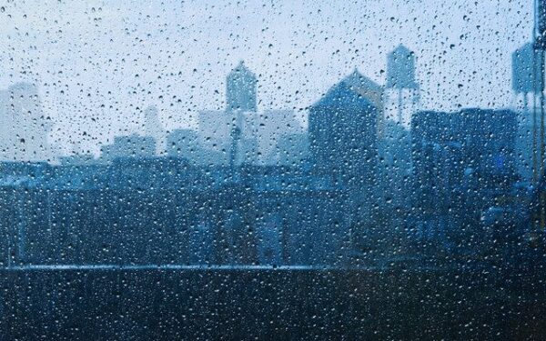 Orai visai nedžiugins: bus šlapia ir vėjuota