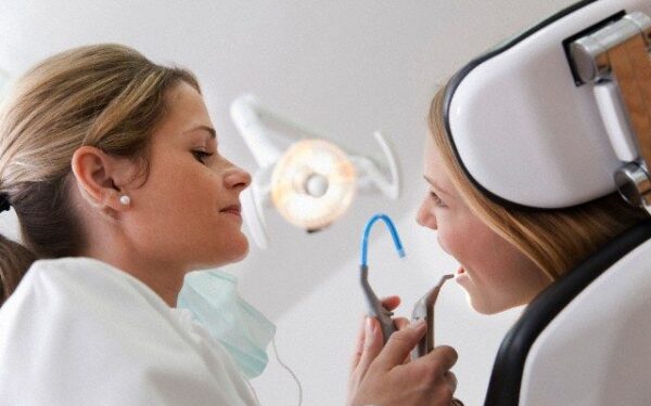 Skambina pavojaus varpais: lietuvių burnose – tiksinčios bombos