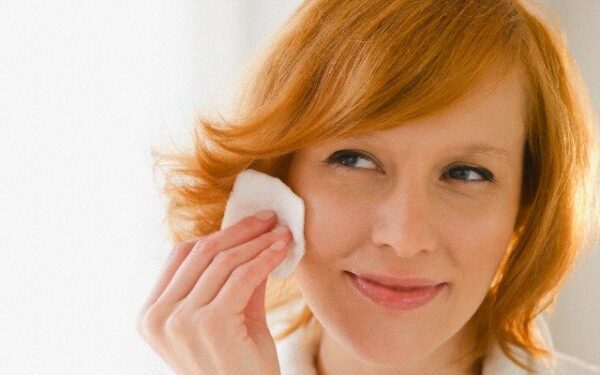 5 mitai apie veido odos priežiūrą pavasario metu