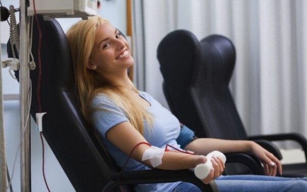 Kraujo donorė: „Pabandykite įsivaizduoti save sergančiojo kailyje – kas tuomet atrodytų baisiau, ar sirgti, ar duoti kraujo?“