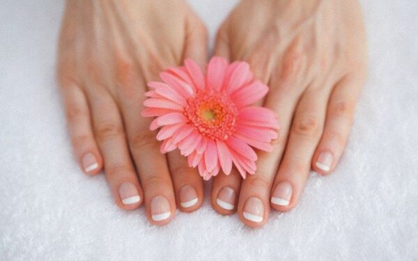 9 patarimai, kaip sustiprinti nagus