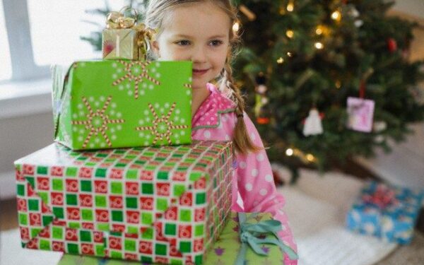Lietuviai sukūrė kalėdinį stebuklą – 10 tūkst. vaikų gaus išsvajotas dovanas