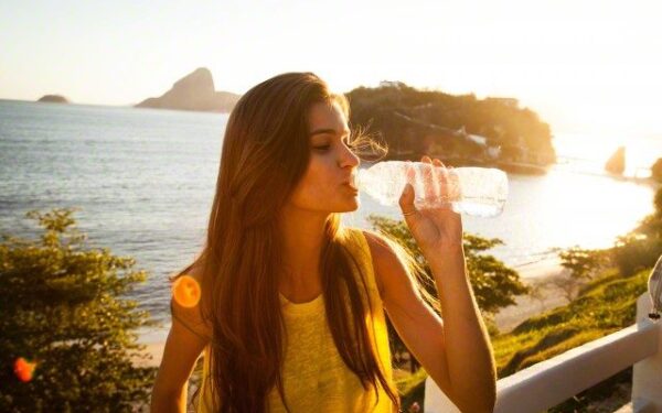 Kokį vandenį rinktis, kad jo išgertum daugiau?