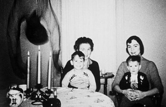 Mistiškos nuotraukos, kurios neturi paaiškinimo (foto)