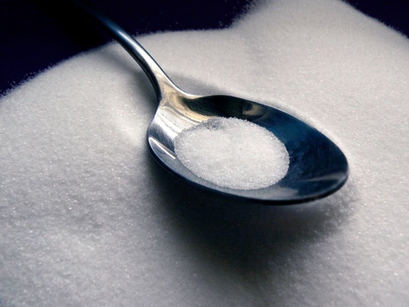 Gydytojas dietologas: ar verta vietoje cukraus rinktis saldiklį?