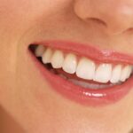 Ar protiniai dantys suteikia išminties?