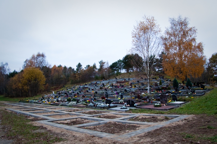 Visų šventųjų diena Karveliškėse (Foto)