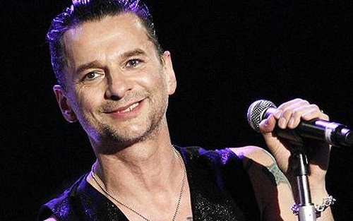 „Depeche Mode“ vokalistui 50! Nepaisant nuolatinio buvimo ant mirties ribos