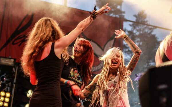 Ekstremalaus rokenrolo kurortas „Devilstone“ – 2017 liepos 13-16 d. Anykščiuose