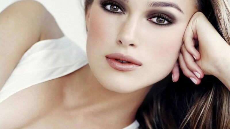 Kaip makiažu optiškai padidinti akis?