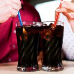 Ar dietiniai gaivieji gėrimai sveikesni už įprastus?
