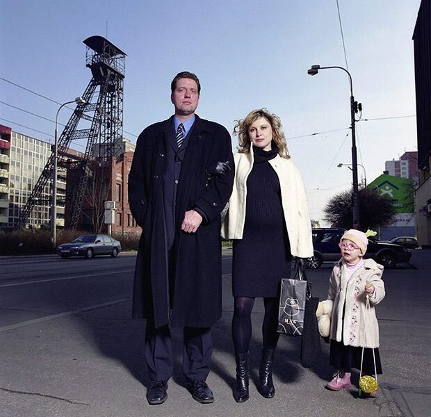 Neegzistuojančios poros: fotografė įsivaizdavo save su šimtais skirtingų vyrų (foto)
