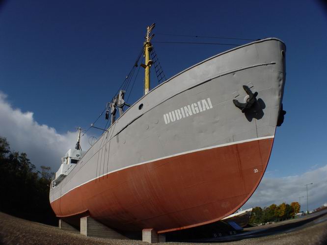 Didžiausiam Jūrų muziejaus laivui „Dubingiai“ - jau 50