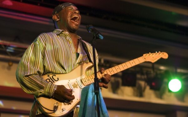 Bliuzas, įkvėptas legendinių Buddy Guy ir B. B. King suskambės ir Lietuvoje