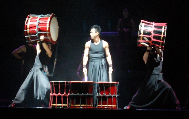 „Yamato The Drummers Of Japan“ – žaismingo ritmo garsais (Foto