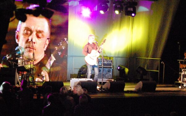 „Akacijų alėjoje“ — ryškiausia bardų dainų paletė (foto)