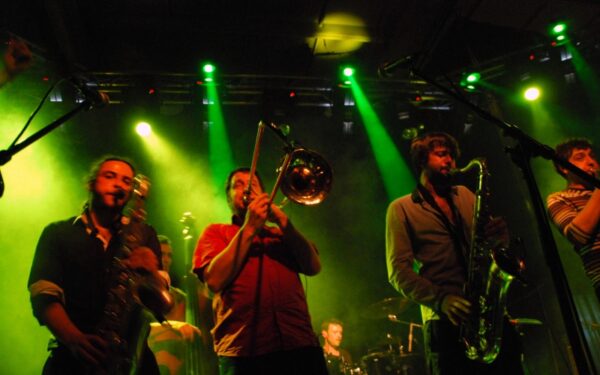 „Loftą“ šokdino prancūzų muzikos chuliganai (Foto)