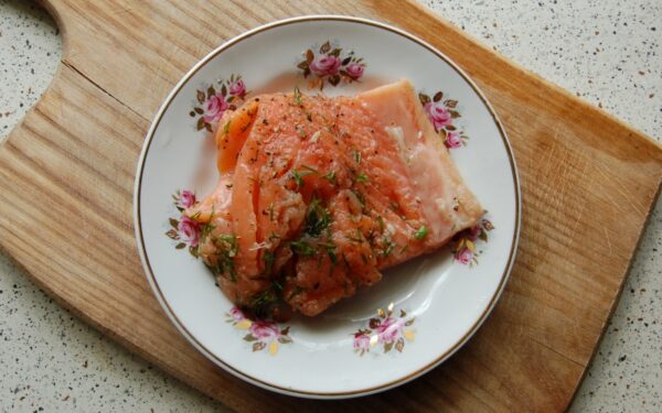 Sekmadieninis Jurgos receptas: pusė lašišos – du patiekalai