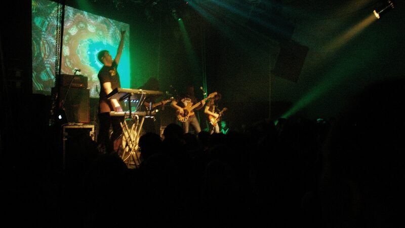 „God Is an Astronaut“ Vilniuje: post-rokas Lietuvoje klausytoją turi (koncerto apžvalga, foto, video)